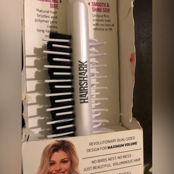 NWOT HairShark Pro Backcomber Volumizer Brush - Picture 5 of 9